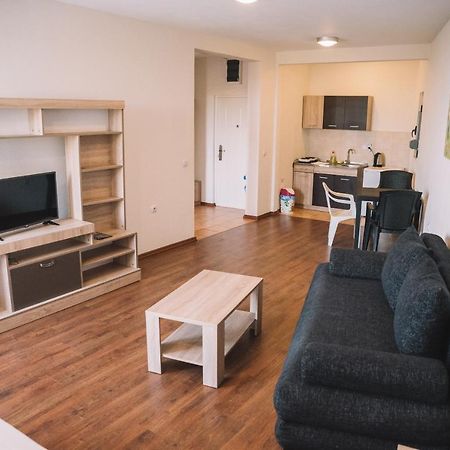 Art I Apartments Ulcinj Ngoại thất bức ảnh