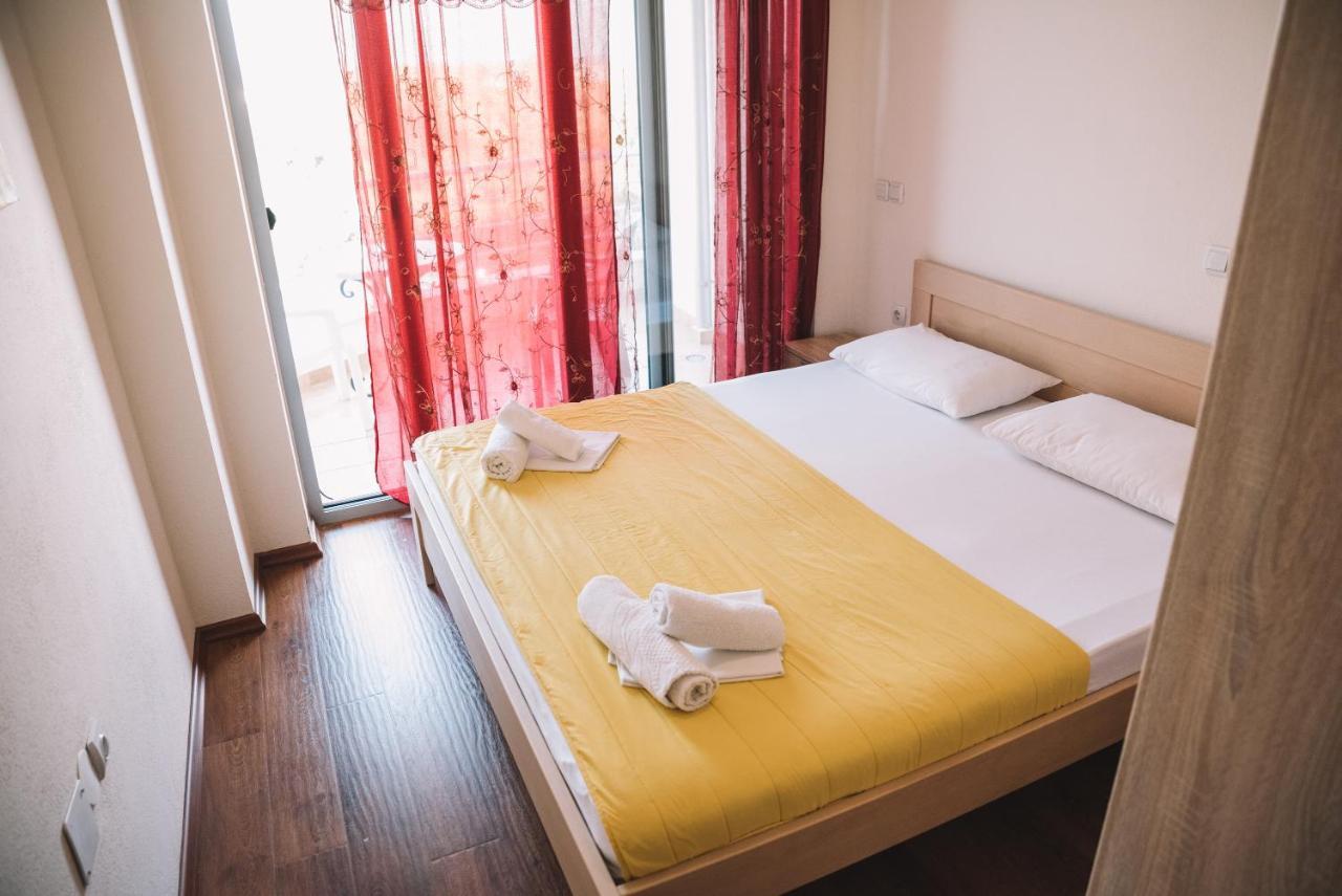 Art I Apartments Ulcinj Ngoại thất bức ảnh