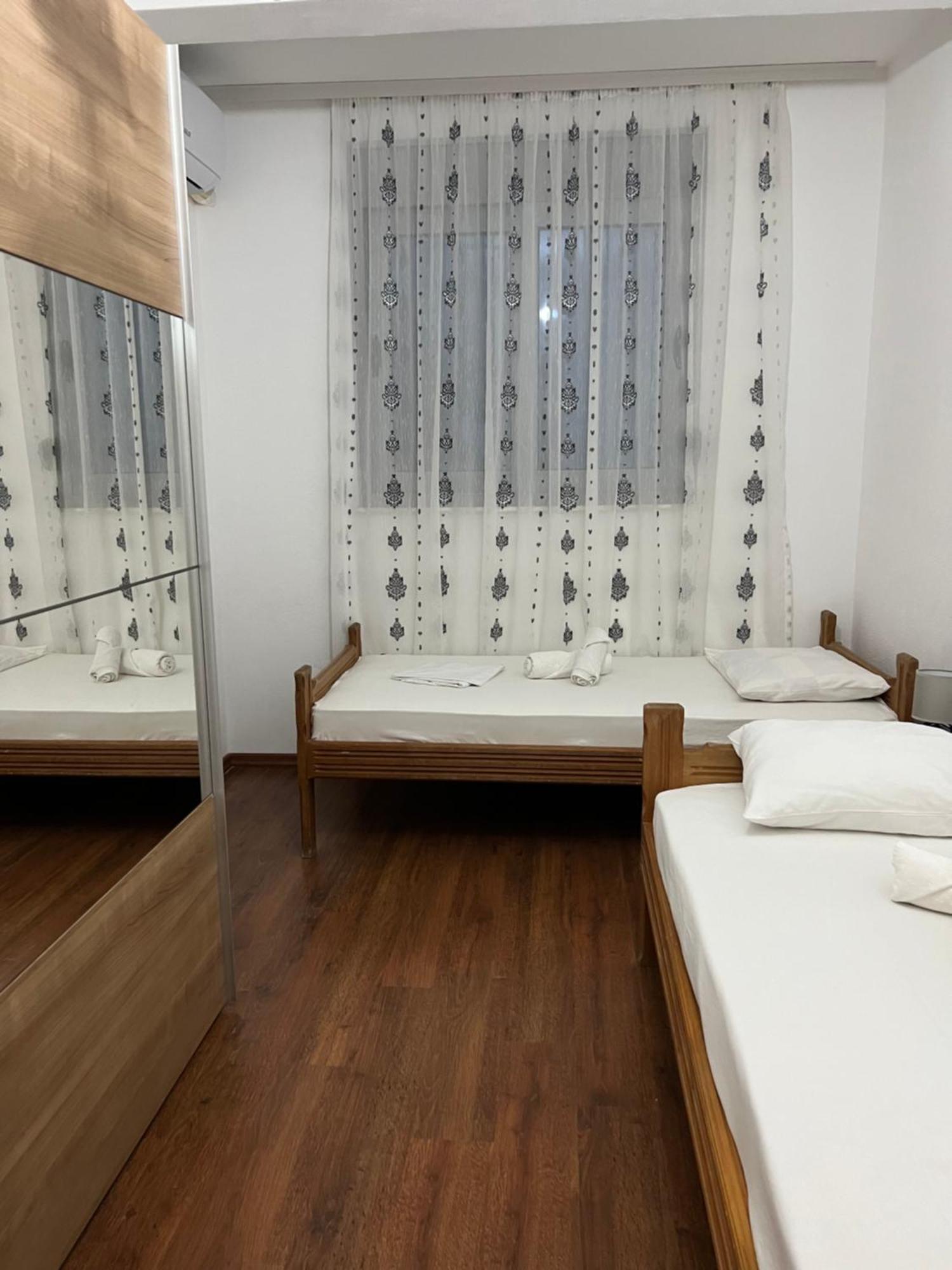 Art I Apartments Ulcinj Ngoại thất bức ảnh