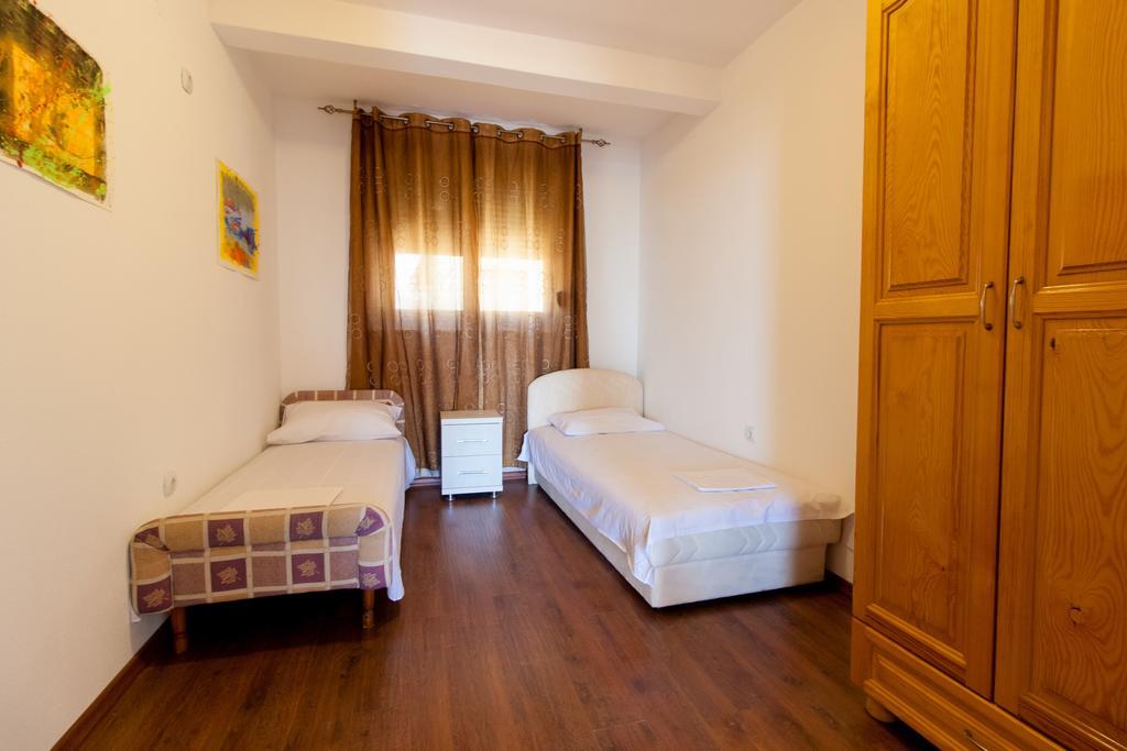 Art I Apartments Ulcinj Ngoại thất bức ảnh