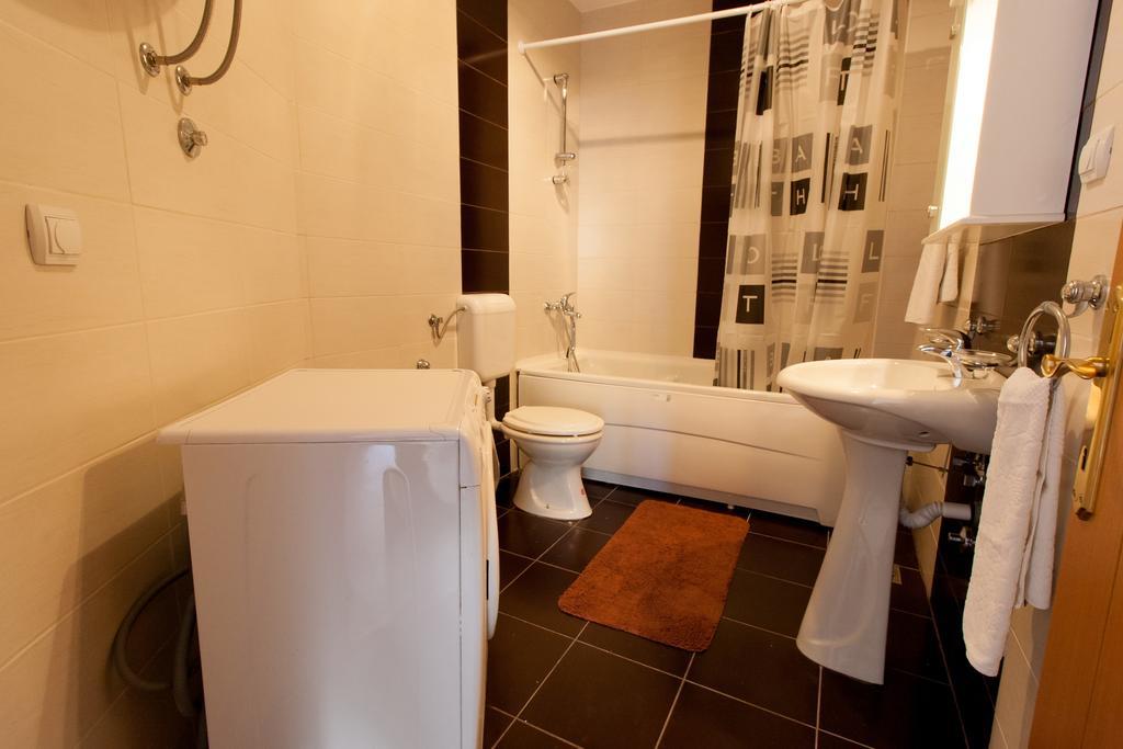 Art I Apartments Ulcinj Ngoại thất bức ảnh