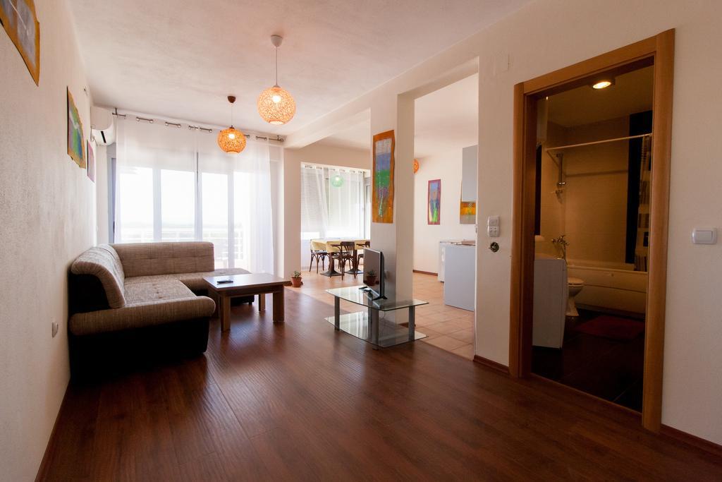Art I Apartments Ulcinj Ngoại thất bức ảnh