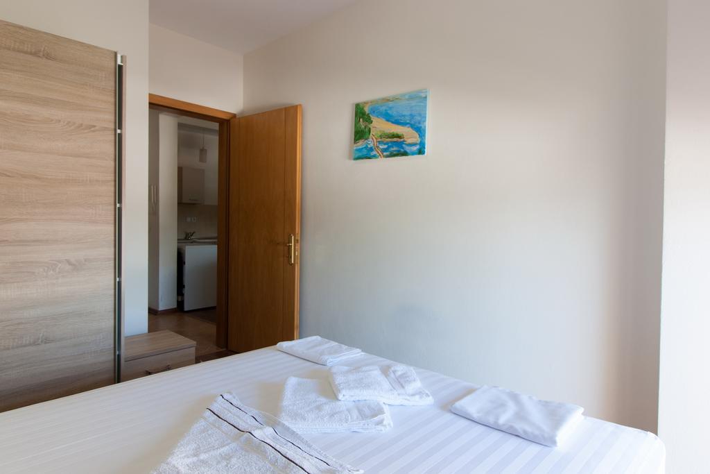 Art I Apartments Ulcinj Ngoại thất bức ảnh