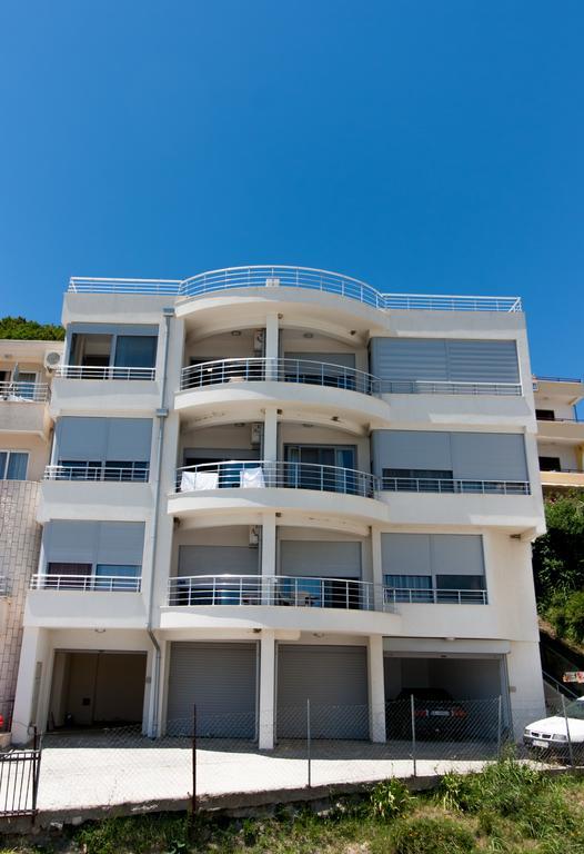 Art I Apartments Ulcinj Ngoại thất bức ảnh